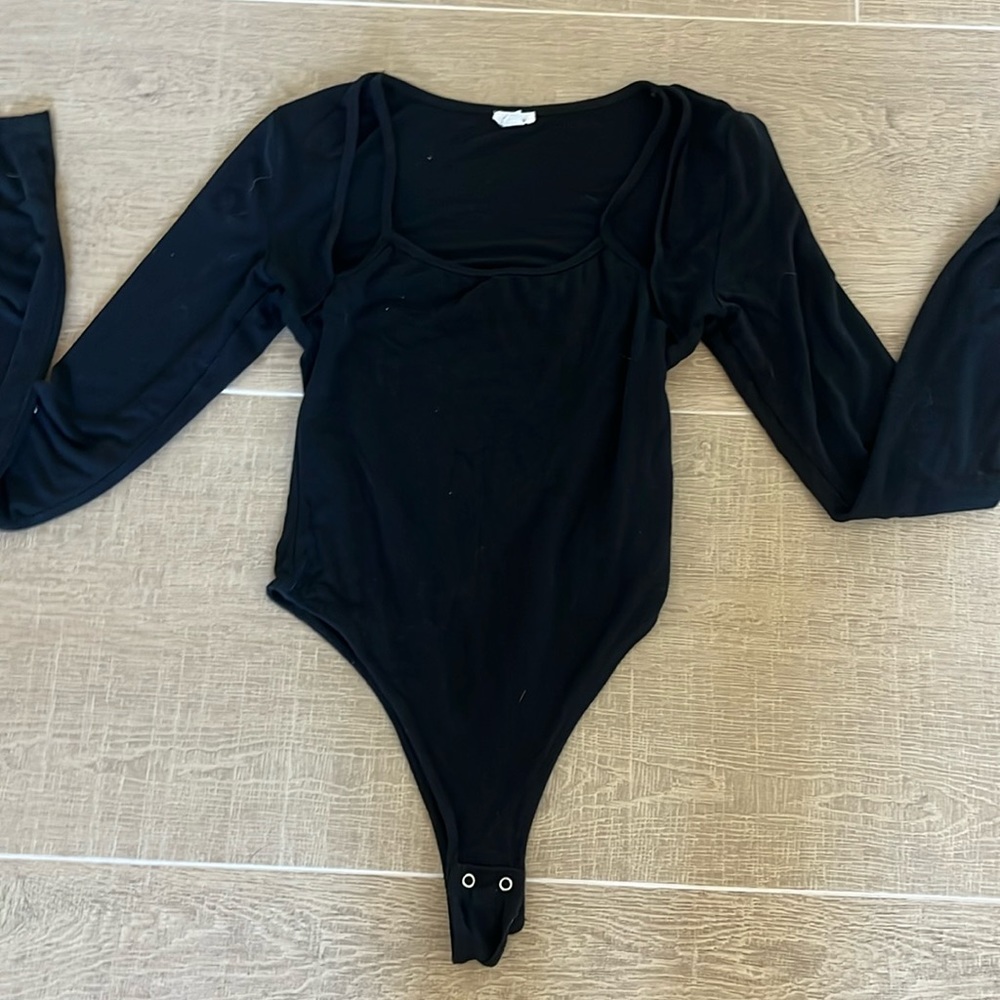 black garage body suit